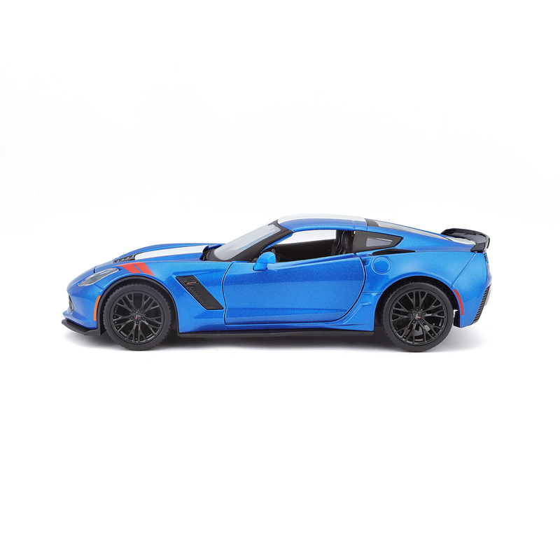 Машина Maisto Corvette Grand Sport 2017 (1:24) синий металлик (31516 met. blue)