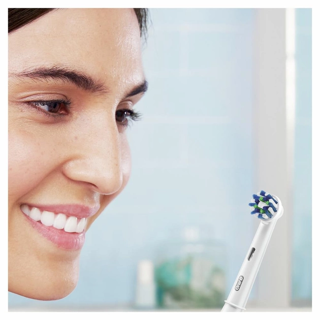 Электрическая зубная щетка Oral-B D305 Pro Series 1 Caribbean Blue + футляр + две дополнительные насадки (D305.513.3X)