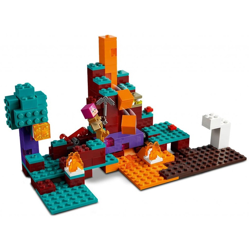 Конструктор LEGO Minecraft Спотворений ліс (21168)