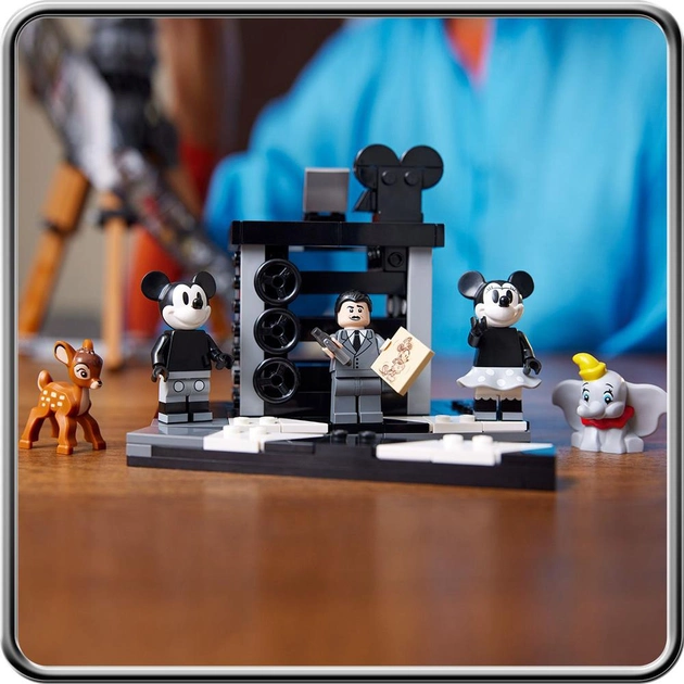 Конструктор LEGO Disney Камера чествования Уолта Диснея 811 деталей (43230)