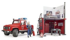 Пожежна станція Bruder Top Profi Series з машинкою Land Rover Defender (62701)