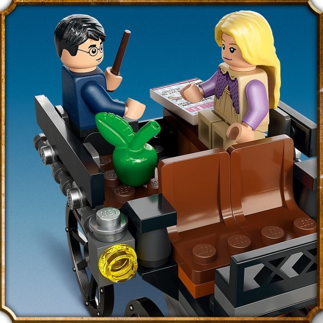 Конструктор LEGO Harry Potter Карета и фестралы Хогвартса 121 деталь (76400)