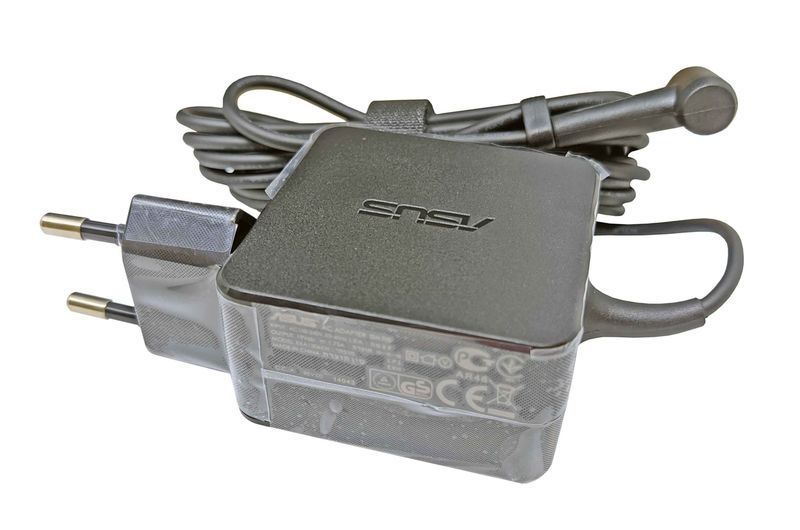 Зарядка для ноутбука Asus ADP-33AW / 19 V / 33 W / 1,75 А (009480)