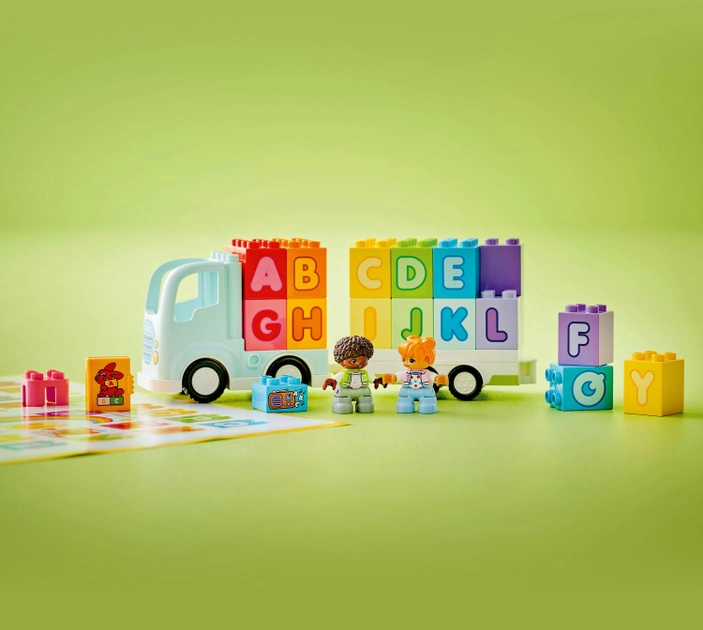 Конструктор LEGO DUPLO Town Вантажівка з абеткою 36 деталей (10421)
