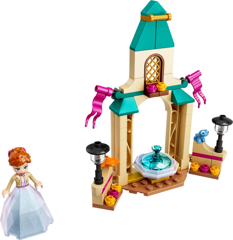 Конструктор LEGO Disney Princess Двор дворца Анны 74 детали (43198)