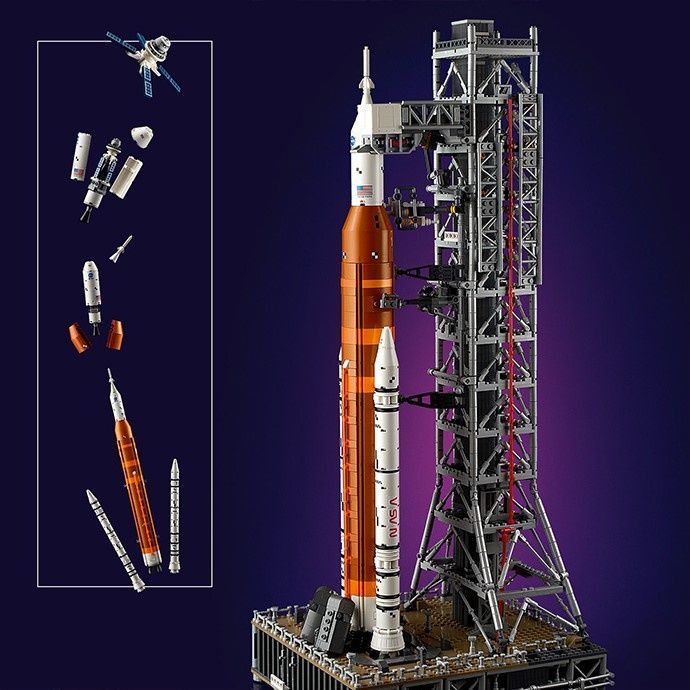 Конструктор LEGO Icons Система космического запуска NASA "Артемида" 3601 деталь (10341)