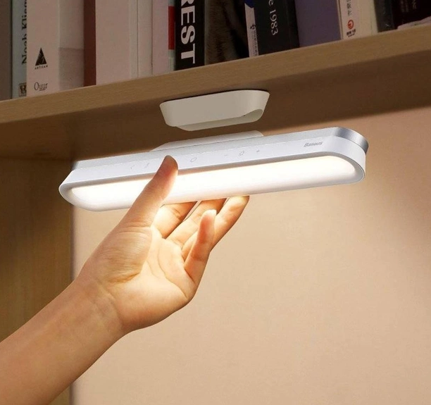 Светильник Baseus Magnetic Stepless Dimming Charging Desk Lamp Pro White (DGXC-02)