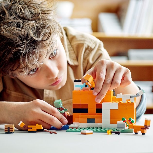 Конструктор LEGO Minecraft Нора лисы 193 детали (21178)