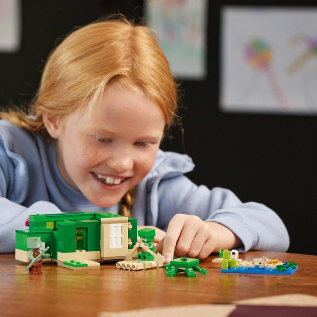 Конструктор LEGO Minecraft Пляжний будинок у формі черепахи 234 деталей (21254)