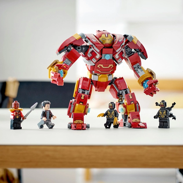 Конструктор LEGO Super Heroes Халкбастер: битва за Ваканду 385 деталей (76247)