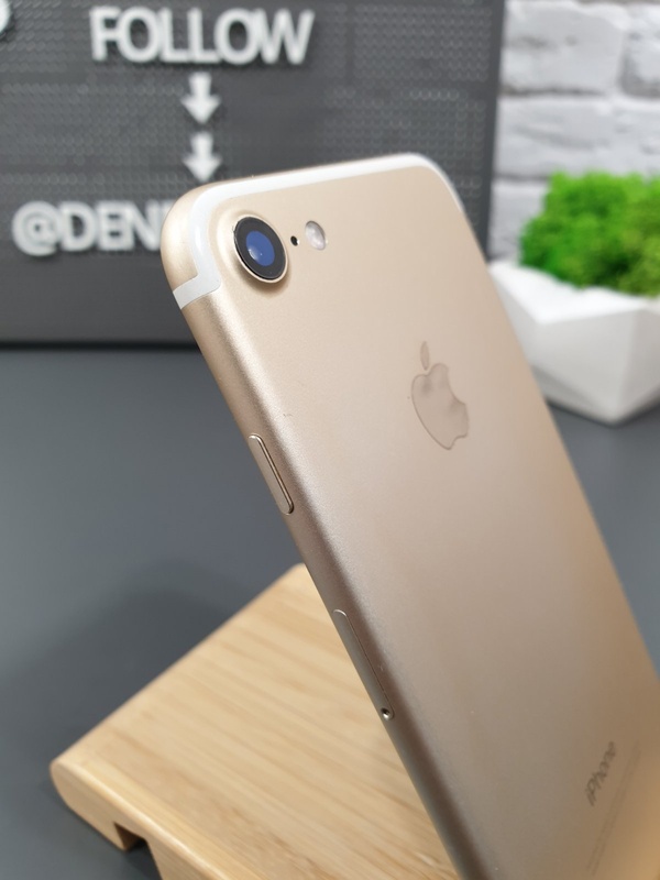 iPhone 7 32GB Gold (used)