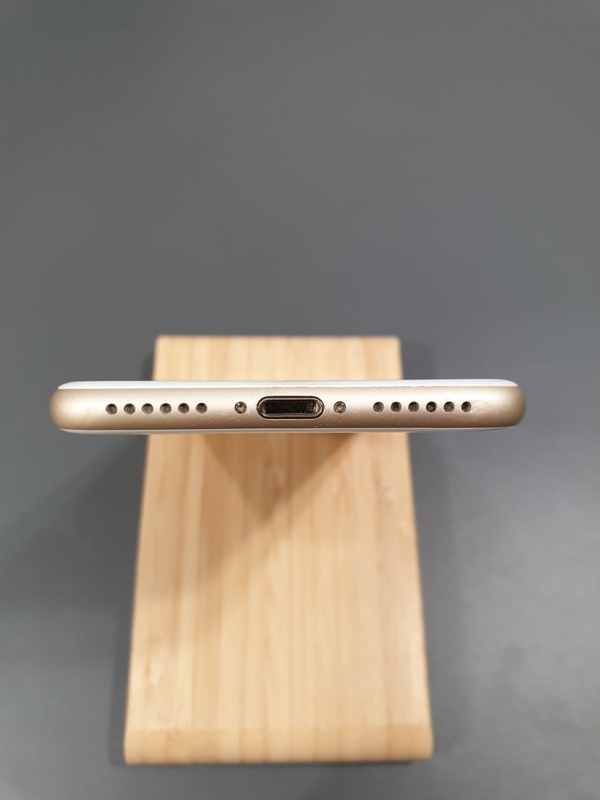 iPhone 7 32GB Gold (used)
