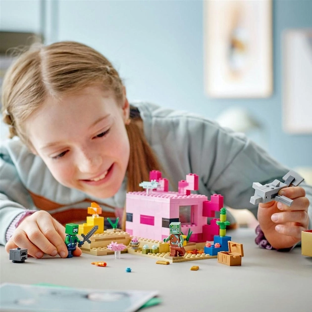 Конструктор LEGO Minecraft Дім-Аксолотль 242 деталі (21247)