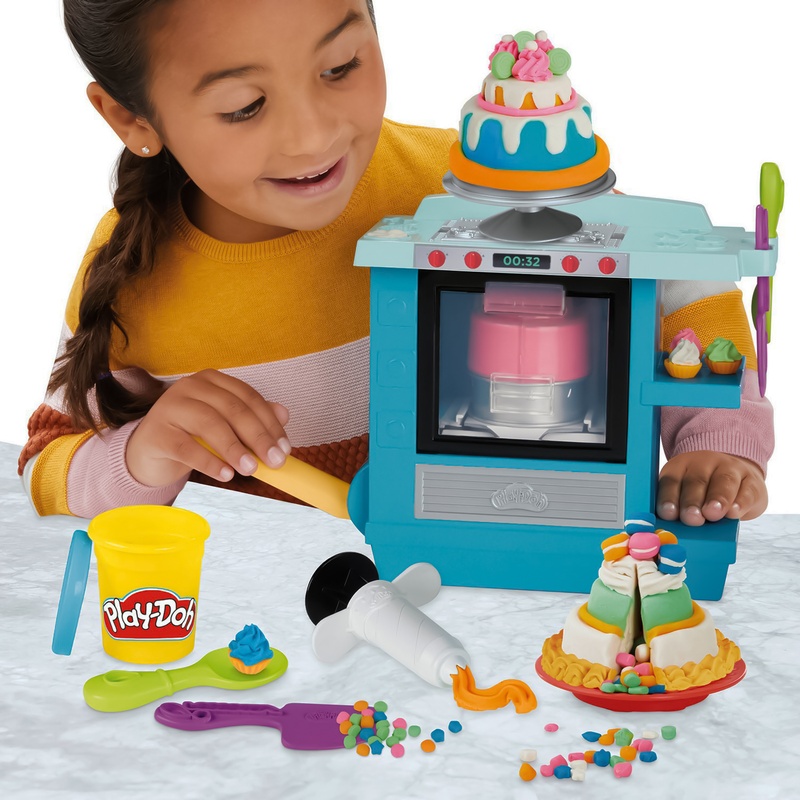 Набір для ліплення Play-Doh Kitchen creations Випікання святкового торта (F1321)