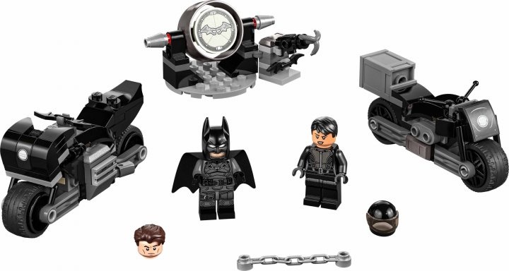 Конструктор LEGO Super Heroes DC Batman Бетмен та Селіна Кайл: гонитва на мотоциклі 149 деталей (76179)